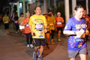 BIB: 4242
                            <button type="button" onclick="openModal(26241788)" class="btn btn-primary btn-sm float-right btn-popup" data-toggle="modal" data-target=".modal-high-quality">
                        <i class="fas fa-shopping-cart"></i> Add to Cart
                    </button>
                                            <button type="button" onclick="isThisMe(26241788, true)" class="btn btn-success btn-sm float-right btn-popup btn-isme hidden" data-toggle="tooltip" data-placement="bottom" title="นี่คือรูปของคุณใช่ไหม คลิกที่นี่เพื่อเอาเข้าอัลบั้ม">
                        <i class="fas fa-plus"></i> Add to album
                    </button>
                    <button type="button" onclick="isThisMe(26241788, false)" class="btn btn-warning btn-sm float-right btn-popup btn-isnotme hidden">
                        <i class="fas fa-ban"></i> Remove from album
                    </button>