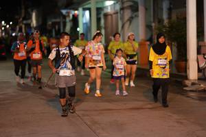 BIB: 4520
                            <button type="button" onclick="openModal(26242800)" class="btn btn-primary btn-sm float-right btn-popup" data-toggle="modal" data-target=".modal-high-quality">
                        <i class="fas fa-shopping-cart"></i> Add to Cart
                    </button>
                                            <button type="button" onclick="isThisMe(26242800, true)" class="btn btn-success btn-sm float-right btn-popup btn-isme hidden" data-toggle="tooltip" data-placement="bottom" title="นี่คือรูปของคุณใช่ไหม คลิกที่นี่เพื่อเอาเข้าอัลบั้ม">
                        <i class="fas fa-plus"></i> Add to album
                    </button>
                    <button type="button" onclick="isThisMe(26242800, false)" class="btn btn-warning btn-sm float-right btn-popup btn-isnotme hidden">
                        <i class="fas fa-ban"></i> Remove from album
                    </button>