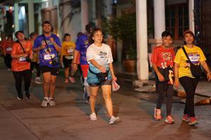 BIB: 400, 4341
                            <button type="button" onclick="openModal(26249324)" class="btn btn-primary btn-sm float-right btn-popup" data-toggle="modal" data-target=".modal-high-quality">
                        <i class="fas fa-shopping-cart"></i> Add to Cart
                    </button>
                                            <button type="button" onclick="isThisMe(26249324, true)" class="btn btn-success btn-sm float-right btn-popup btn-isme hidden" data-toggle="tooltip" data-placement="bottom" title="นี่คือรูปของคุณใช่ไหม คลิกที่นี่เพื่อเอาเข้าอัลบั้ม">
                        <i class="fas fa-plus"></i> Add to album
                    </button>
                    <button type="button" onclick="isThisMe(26249324, false)" class="btn btn-warning btn-sm float-right btn-popup btn-isnotme hidden">
                        <i class="fas fa-ban"></i> Remove from album
                    </button>