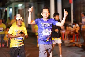 BIB: 3510
                            <button type="button" onclick="openModal(26239843)" class="btn btn-primary btn-sm float-right btn-popup" data-toggle="modal" data-target=".modal-high-quality">
                        <i class="fas fa-shopping-cart"></i> Add to Cart
                    </button>
                                            <button type="button" onclick="isThisMe(26239843, true)" class="btn btn-success btn-sm float-right btn-popup btn-isme hidden" data-toggle="tooltip" data-placement="bottom" title="นี่คือรูปของคุณใช่ไหม คลิกที่นี่เพื่อเอาเข้าอัลบั้ม">
                        <i class="fas fa-plus"></i> Add to album
                    </button>
                    <button type="button" onclick="isThisMe(26239843, false)" class="btn btn-warning btn-sm float-right btn-popup btn-isnotme hidden">
                        <i class="fas fa-ban"></i> Remove from album
                    </button>