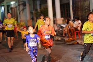 BIB: 3053, 4103
                            <button type="button" onclick="openModal(26243550)" class="btn btn-primary btn-sm float-right btn-popup" data-toggle="modal" data-target=".modal-high-quality">
                        <i class="fas fa-shopping-cart"></i> Add to Cart
                    </button>
                                            <button type="button" onclick="isThisMe(26243550, true)" class="btn btn-success btn-sm float-right btn-popup btn-isme hidden" data-toggle="tooltip" data-placement="bottom" title="นี่คือรูปของคุณใช่ไหม คลิกที่นี่เพื่อเอาเข้าอัลบั้ม">
                        <i class="fas fa-plus"></i> Add to album
                    </button>
                    <button type="button" onclick="isThisMe(26243550, false)" class="btn btn-warning btn-sm float-right btn-popup btn-isnotme hidden">
                        <i class="fas fa-ban"></i> Remove from album
                    </button>