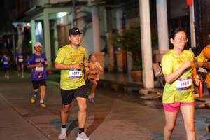 BIB: 4079, 4680
                            <button type="button" onclick="openModal(26241279)" class="btn btn-primary btn-sm float-right btn-popup" data-toggle="modal" data-target=".modal-high-quality">
                        <i class="fas fa-shopping-cart"></i> Add to Cart
                    </button>
                                            <button type="button" onclick="isThisMe(26241279, true)" class="btn btn-success btn-sm float-right btn-popup btn-isme hidden" data-toggle="tooltip" data-placement="bottom" title="นี่คือรูปของคุณใช่ไหม คลิกที่นี่เพื่อเอาเข้าอัลบั้ม">
                        <i class="fas fa-plus"></i> Add to album
                    </button>
                    <button type="button" onclick="isThisMe(26241279, false)" class="btn btn-warning btn-sm float-right btn-popup btn-isnotme hidden">
                        <i class="fas fa-ban"></i> Remove from album
                    </button>