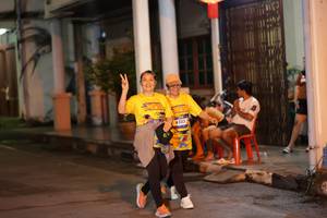 BIB: 4333
                            <button type="button" onclick="openModal(26246181)" class="btn btn-primary btn-sm float-right btn-popup" data-toggle="modal" data-target=".modal-high-quality">
                        <i class="fas fa-shopping-cart"></i> Add to Cart
                    </button>
                                            <button type="button" onclick="isThisMe(26246181, true)" class="btn btn-success btn-sm float-right btn-popup btn-isme hidden" data-toggle="tooltip" data-placement="bottom" title="นี่คือรูปของคุณใช่ไหม คลิกที่นี่เพื่อเอาเข้าอัลบั้ม">
                        <i class="fas fa-plus"></i> Add to album
                    </button>
                    <button type="button" onclick="isThisMe(26246181, false)" class="btn btn-warning btn-sm float-right btn-popup btn-isnotme hidden">
                        <i class="fas fa-ban"></i> Remove from album
                    </button>