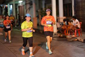 BIB: 3915
                            <button type="button" onclick="openModal(26240401)" class="btn btn-primary btn-sm float-right btn-popup" data-toggle="modal" data-target=".modal-high-quality">
                        <i class="fas fa-shopping-cart"></i> Add to Cart
                    </button>
                                            <button type="button" onclick="isThisMe(26240401, true)" class="btn btn-success btn-sm float-right btn-popup btn-isme hidden" data-toggle="tooltip" data-placement="bottom" title="นี่คือรูปของคุณใช่ไหม คลิกที่นี่เพื่อเอาเข้าอัลบั้ม">
                        <i class="fas fa-plus"></i> Add to album
                    </button>
                    <button type="button" onclick="isThisMe(26240401, false)" class="btn btn-warning btn-sm float-right btn-popup btn-isnotme hidden">
                        <i class="fas fa-ban"></i> Remove from album
                    </button>