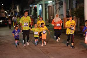 BIB: 4604, 4141, 4603, 3019, 42210
                            <button type="button" onclick="openModal(26243150)" class="btn btn-primary btn-sm float-right btn-popup" data-toggle="modal" data-target=".modal-high-quality">
                        <i class="fas fa-shopping-cart"></i> Add to Cart
                    </button>
                                            <button type="button" onclick="isThisMe(26243150, true)" class="btn btn-success btn-sm float-right btn-popup btn-isme hidden" data-toggle="tooltip" data-placement="bottom" title="นี่คือรูปของคุณใช่ไหม คลิกที่นี่เพื่อเอาเข้าอัลบั้ม">
                        <i class="fas fa-plus"></i> Add to album
                    </button>
                    <button type="button" onclick="isThisMe(26243150, false)" class="btn btn-warning btn-sm float-right btn-popup btn-isnotme hidden">
                        <i class="fas fa-ban"></i> Remove from album
                    </button>