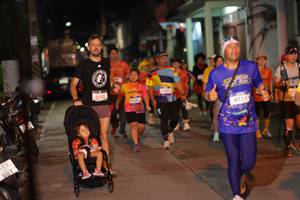 BIB: 5147, 3009, 4731, 100
                            <button type="button" onclick="openModal(26243831)" class="btn btn-primary btn-sm float-right btn-popup" data-toggle="modal" data-target=".modal-high-quality">
                        <i class="fas fa-shopping-cart"></i> Add to Cart
                    </button>
                                            <button type="button" onclick="isThisMe(26243831, true)" class="btn btn-success btn-sm float-right btn-popup btn-isme hidden" data-toggle="tooltip" data-placement="bottom" title="นี่คือรูปของคุณใช่ไหม คลิกที่นี่เพื่อเอาเข้าอัลบั้ม">
                        <i class="fas fa-plus"></i> Add to album
                    </button>
                    <button type="button" onclick="isThisMe(26243831, false)" class="btn btn-warning btn-sm float-right btn-popup btn-isnotme hidden">
                        <i class="fas fa-ban"></i> Remove from album
                    </button>