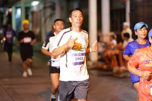 BIB: 3943
                            <button type="button" onclick="openModal(26237311)" class="btn btn-primary btn-sm float-right btn-popup" data-toggle="modal" data-target=".modal-high-quality">
                        <i class="fas fa-shopping-cart"></i> Add to Cart
                    </button>
                                            <button type="button" onclick="isThisMe(26237311, true)" class="btn btn-success btn-sm float-right btn-popup btn-isme hidden" data-toggle="tooltip" data-placement="bottom" title="นี่คือรูปของคุณใช่ไหม คลิกที่นี่เพื่อเอาเข้าอัลบั้ม">
                        <i class="fas fa-plus"></i> Add to album
                    </button>
                    <button type="button" onclick="isThisMe(26237311, false)" class="btn btn-warning btn-sm float-right btn-popup btn-isnotme hidden">
                        <i class="fas fa-ban"></i> Remove from album
                    </button>