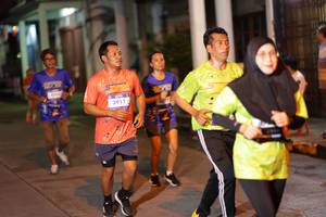 BIB: 3911
                            <button type="button" onclick="openModal(26242036)" class="btn btn-primary btn-sm float-right btn-popup" data-toggle="modal" data-target=".modal-high-quality">
                        <i class="fas fa-shopping-cart"></i> Add to Cart
                    </button>
                                            <button type="button" onclick="isThisMe(26242036, true)" class="btn btn-success btn-sm float-right btn-popup btn-isme hidden" data-toggle="tooltip" data-placement="bottom" title="นี่คือรูปของคุณใช่ไหม คลิกที่นี่เพื่อเอาเข้าอัลบั้ม">
                        <i class="fas fa-plus"></i> Add to album
                    </button>
                    <button type="button" onclick="isThisMe(26242036, false)" class="btn btn-warning btn-sm float-right btn-popup btn-isnotme hidden">
                        <i class="fas fa-ban"></i> Remove from album
                    </button>