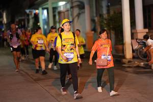 BIB: 4001, 3430
                            <button type="button" onclick="openModal(26245782)" class="btn btn-primary btn-sm float-right btn-popup" data-toggle="modal" data-target=".modal-high-quality">
                        <i class="fas fa-shopping-cart"></i> Add to Cart
                    </button>
                                            <button type="button" onclick="isThisMe(26245782, true)" class="btn btn-success btn-sm float-right btn-popup btn-isme hidden" data-toggle="tooltip" data-placement="bottom" title="นี่คือรูปของคุณใช่ไหม คลิกที่นี่เพื่อเอาเข้าอัลบั้ม">
                        <i class="fas fa-plus"></i> Add to album
                    </button>
                    <button type="button" onclick="isThisMe(26245782, false)" class="btn btn-warning btn-sm float-right btn-popup btn-isnotme hidden">
                        <i class="fas fa-ban"></i> Remove from album
                    </button>