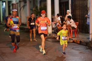 BIB: 3438, 3172, 3066
                            <button type="button" onclick="openModal(26237173)" class="btn btn-primary btn-sm float-right btn-popup" data-toggle="modal" data-target=".modal-high-quality">
                        <i class="fas fa-shopping-cart"></i> Add to Cart
                    </button>
                                            <button type="button" onclick="isThisMe(26237173, true)" class="btn btn-success btn-sm float-right btn-popup btn-isme hidden" data-toggle="tooltip" data-placement="bottom" title="นี่คือรูปของคุณใช่ไหม คลิกที่นี่เพื่อเอาเข้าอัลบั้ม">
                        <i class="fas fa-plus"></i> Add to album
                    </button>
                    <button type="button" onclick="isThisMe(26237173, false)" class="btn btn-warning btn-sm float-right btn-popup btn-isnotme hidden">
                        <i class="fas fa-ban"></i> Remove from album
                    </button>