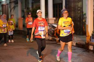 BIB: 3817, 3321
                            <button type="button" onclick="openModal(26243273)" class="btn btn-primary btn-sm float-right btn-popup" data-toggle="modal" data-target=".modal-high-quality">
                        <i class="fas fa-shopping-cart"></i> Add to Cart
                    </button>
                                            <button type="button" onclick="isThisMe(26243273, true)" class="btn btn-success btn-sm float-right btn-popup btn-isme hidden" data-toggle="tooltip" data-placement="bottom" title="นี่คือรูปของคุณใช่ไหม คลิกที่นี่เพื่อเอาเข้าอัลบั้ม">
                        <i class="fas fa-plus"></i> Add to album
                    </button>
                    <button type="button" onclick="isThisMe(26243273, false)" class="btn btn-warning btn-sm float-right btn-popup btn-isnotme hidden">
                        <i class="fas fa-ban"></i> Remove from album
                    </button>