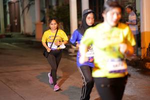 BIB: 3414
                            <button type="button" onclick="openModal(26241887)" class="btn btn-primary btn-sm float-right btn-popup" data-toggle="modal" data-target=".modal-high-quality">
                        <i class="fas fa-shopping-cart"></i> Add to Cart
                    </button>
                                            <button type="button" onclick="isThisMe(26241887, true)" class="btn btn-success btn-sm float-right btn-popup btn-isme hidden" data-toggle="tooltip" data-placement="bottom" title="นี่คือรูปของคุณใช่ไหม คลิกที่นี่เพื่อเอาเข้าอัลบั้ม">
                        <i class="fas fa-plus"></i> Add to album
                    </button>
                    <button type="button" onclick="isThisMe(26241887, false)" class="btn btn-warning btn-sm float-right btn-popup btn-isnotme hidden">
                        <i class="fas fa-ban"></i> Remove from album
                    </button>