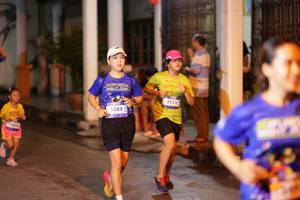 BIB: 3088, 3213
                            <button type="button" onclick="openModal(26238155)" class="btn btn-primary btn-sm float-right btn-popup" data-toggle="modal" data-target=".modal-high-quality">
                        <i class="fas fa-shopping-cart"></i> Add to Cart
                    </button>
                                            <button type="button" onclick="isThisMe(26238155, true)" class="btn btn-success btn-sm float-right btn-popup btn-isme hidden" data-toggle="tooltip" data-placement="bottom" title="นี่คือรูปของคุณใช่ไหม คลิกที่นี่เพื่อเอาเข้าอัลบั้ม">
                        <i class="fas fa-plus"></i> Add to album
                    </button>
                    <button type="button" onclick="isThisMe(26238155, false)" class="btn btn-warning btn-sm float-right btn-popup btn-isnotme hidden">
                        <i class="fas fa-ban"></i> Remove from album
                    </button>