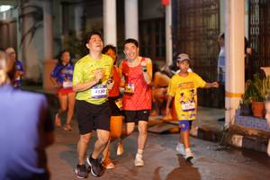 BIB: 4130, 3379
                            <button type="button" onclick="openModal(26240569)" class="btn btn-primary btn-sm float-right btn-popup" data-toggle="modal" data-target=".modal-high-quality">
                        <i class="fas fa-shopping-cart"></i> Add to Cart
                    </button>
                                            <button type="button" onclick="isThisMe(26240569, true)" class="btn btn-success btn-sm float-right btn-popup btn-isme hidden" data-toggle="tooltip" data-placement="bottom" title="นี่คือรูปของคุณใช่ไหม คลิกที่นี่เพื่อเอาเข้าอัลบั้ม">
                        <i class="fas fa-plus"></i> Add to album
                    </button>
                    <button type="button" onclick="isThisMe(26240569, false)" class="btn btn-warning btn-sm float-right btn-popup btn-isnotme hidden">
                        <i class="fas fa-ban"></i> Remove from album
                    </button>