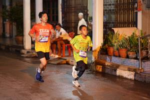 BIB: 632, 3243
                            <button type="button" onclick="openModal(26236641)" class="btn btn-primary btn-sm float-right btn-popup" data-toggle="modal" data-target=".modal-high-quality">
                        <i class="fas fa-shopping-cart"></i> Add to Cart
                    </button>
                                            <button type="button" onclick="isThisMe(26236641, true)" class="btn btn-success btn-sm float-right btn-popup btn-isme hidden" data-toggle="tooltip" data-placement="bottom" title="นี่คือรูปของคุณใช่ไหม คลิกที่นี่เพื่อเอาเข้าอัลบั้ม">
                        <i class="fas fa-plus"></i> Add to album
                    </button>
                    <button type="button" onclick="isThisMe(26236641, false)" class="btn btn-warning btn-sm float-right btn-popup btn-isnotme hidden">
                        <i class="fas fa-ban"></i> Remove from album
                    </button>