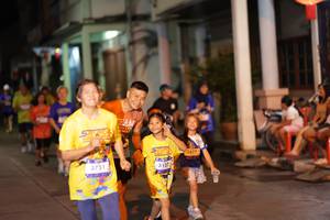 BIB: 3751, 3137, 3877
                            <button type="button" onclick="openModal(26241174)" class="btn btn-primary btn-sm float-right btn-popup" data-toggle="modal" data-target=".modal-high-quality">
                        <i class="fas fa-shopping-cart"></i> Add to Cart
                    </button>
                                            <button type="button" onclick="isThisMe(26241174, true)" class="btn btn-success btn-sm float-right btn-popup btn-isme hidden" data-toggle="tooltip" data-placement="bottom" title="นี่คือรูปของคุณใช่ไหม คลิกที่นี่เพื่อเอาเข้าอัลบั้ม">
                        <i class="fas fa-plus"></i> Add to album
                    </button>
                    <button type="button" onclick="isThisMe(26241174, false)" class="btn btn-warning btn-sm float-right btn-popup btn-isnotme hidden">
                        <i class="fas fa-ban"></i> Remove from album
                    </button>