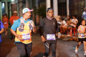 BIB: 3823, 3825, 304
                            <button type="button" onclick="openModal(26242900)" class="btn btn-primary btn-sm float-right btn-popup" data-toggle="modal" data-target=".modal-high-quality">
                        <i class="fas fa-shopping-cart"></i> Add to Cart
                    </button>
                                            <button type="button" onclick="isThisMe(26242900, true)" class="btn btn-success btn-sm float-right btn-popup btn-isme hidden" data-toggle="tooltip" data-placement="bottom" title="นี่คือรูปของคุณใช่ไหม คลิกที่นี่เพื่อเอาเข้าอัลบั้ม">
                        <i class="fas fa-plus"></i> Add to album
                    </button>
                    <button type="button" onclick="isThisMe(26242900, false)" class="btn btn-warning btn-sm float-right btn-popup btn-isnotme hidden">
                        <i class="fas fa-ban"></i> Remove from album
                    </button>