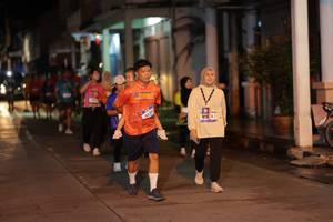 BIB: 4620
                            <button type="button" onclick="openModal(26248260)" class="btn btn-primary btn-sm float-right btn-popup" data-toggle="modal" data-target=".modal-high-quality">
                        <i class="fas fa-shopping-cart"></i> Add to Cart
                    </button>
                                            <button type="button" onclick="isThisMe(26248260, true)" class="btn btn-success btn-sm float-right btn-popup btn-isme hidden" data-toggle="tooltip" data-placement="bottom" title="นี่คือรูปของคุณใช่ไหม คลิกที่นี่เพื่อเอาเข้าอัลบั้ม">
                        <i class="fas fa-plus"></i> Add to album
                    </button>
                    <button type="button" onclick="isThisMe(26248260, false)" class="btn btn-warning btn-sm float-right btn-popup btn-isnotme hidden">
                        <i class="fas fa-ban"></i> Remove from album
                    </button>