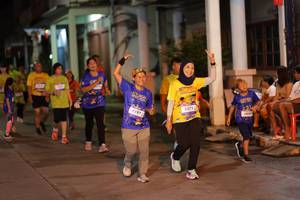 BIB: 3197, 3271, 4806
                            <button type="button" onclick="openModal(26243455)" class="btn btn-primary btn-sm float-right btn-popup" data-toggle="modal" data-target=".modal-high-quality">
                        <i class="fas fa-shopping-cart"></i> Add to Cart
                    </button>
                                            <button type="button" onclick="isThisMe(26243455, true)" class="btn btn-success btn-sm float-right btn-popup btn-isme hidden" data-toggle="tooltip" data-placement="bottom" title="นี่คือรูปของคุณใช่ไหม คลิกที่นี่เพื่อเอาเข้าอัลบั้ม">
                        <i class="fas fa-plus"></i> Add to album
                    </button>
                    <button type="button" onclick="isThisMe(26243455, false)" class="btn btn-warning btn-sm float-right btn-popup btn-isnotme hidden">
                        <i class="fas fa-ban"></i> Remove from album
                    </button>