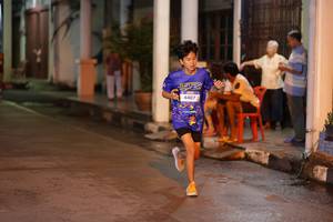 BIB: 4407
                            <button type="button" onclick="openModal(26236841)" class="btn btn-primary btn-sm float-right btn-popup" data-toggle="modal" data-target=".modal-high-quality">
                        <i class="fas fa-shopping-cart"></i> Add to Cart
                    </button>
                                            <button type="button" onclick="isThisMe(26236841, true)" class="btn btn-success btn-sm float-right btn-popup btn-isme hidden" data-toggle="tooltip" data-placement="bottom" title="นี่คือรูปของคุณใช่ไหม คลิกที่นี่เพื่อเอาเข้าอัลบั้ม">
                        <i class="fas fa-plus"></i> Add to album
                    </button>
                    <button type="button" onclick="isThisMe(26236841, false)" class="btn btn-warning btn-sm float-right btn-popup btn-isnotme hidden">
                        <i class="fas fa-ban"></i> Remove from album
                    </button>