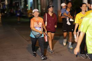 BIB: 919
                            <button type="button" onclick="openModal(26247885)" class="btn btn-primary btn-sm float-right btn-popup" data-toggle="modal" data-target=".modal-high-quality">
                        <i class="fas fa-shopping-cart"></i> Add to Cart
                    </button>
                                            <button type="button" onclick="isThisMe(26247885, true)" class="btn btn-success btn-sm float-right btn-popup btn-isme hidden" data-toggle="tooltip" data-placement="bottom" title="นี่คือรูปของคุณใช่ไหม คลิกที่นี่เพื่อเอาเข้าอัลบั้ม">
                        <i class="fas fa-plus"></i> Add to album
                    </button>
                    <button type="button" onclick="isThisMe(26247885, false)" class="btn btn-warning btn-sm float-right btn-popup btn-isnotme hidden">
                        <i class="fas fa-ban"></i> Remove from album
                    </button>