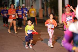 BIB: 4904, 105, 4906
                            <button type="button" onclick="openModal(26245012)" class="btn btn-primary btn-sm float-right btn-popup" data-toggle="modal" data-target=".modal-high-quality">
                        <i class="fas fa-shopping-cart"></i> Add to Cart
                    </button>
                                            <button type="button" onclick="isThisMe(26245012, true)" class="btn btn-success btn-sm float-right btn-popup btn-isme hidden" data-toggle="tooltip" data-placement="bottom" title="นี่คือรูปของคุณใช่ไหม คลิกที่นี่เพื่อเอาเข้าอัลบั้ม">
                        <i class="fas fa-plus"></i> Add to album
                    </button>
                    <button type="button" onclick="isThisMe(26245012, false)" class="btn btn-warning btn-sm float-right btn-popup btn-isnotme hidden">
                        <i class="fas fa-ban"></i> Remove from album
                    </button>