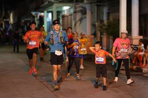 BIB: 3235, 5716, 3014, 4571
                            <button type="button" onclick="openModal(26240513)" class="btn btn-primary btn-sm float-right btn-popup" data-toggle="modal" data-target=".modal-high-quality">
                        <i class="fas fa-shopping-cart"></i> Add to Cart
                    </button>
                                            <button type="button" onclick="isThisMe(26240513, true)" class="btn btn-success btn-sm float-right btn-popup btn-isme hidden" data-toggle="tooltip" data-placement="bottom" title="นี่คือรูปของคุณใช่ไหม คลิกที่นี่เพื่อเอาเข้าอัลบั้ม">
                        <i class="fas fa-plus"></i> Add to album
                    </button>
                    <button type="button" onclick="isThisMe(26240513, false)" class="btn btn-warning btn-sm float-right btn-popup btn-isnotme hidden">
                        <i class="fas fa-ban"></i> Remove from album
                    </button>