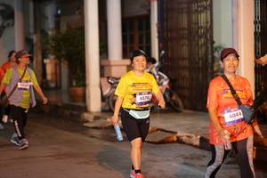 BIB: 4370, 4044
                            <button type="button" onclick="openModal(26249338)" class="btn btn-primary btn-sm float-right btn-popup" data-toggle="modal" data-target=".modal-high-quality">
                        <i class="fas fa-shopping-cart"></i> Add to Cart
                    </button>
                                            <button type="button" onclick="isThisMe(26249338, true)" class="btn btn-success btn-sm float-right btn-popup btn-isme hidden" data-toggle="tooltip" data-placement="bottom" title="นี่คือรูปของคุณใช่ไหม คลิกที่นี่เพื่อเอาเข้าอัลบั้ม">
                        <i class="fas fa-plus"></i> Add to album
                    </button>
                    <button type="button" onclick="isThisMe(26249338, false)" class="btn btn-warning btn-sm float-right btn-popup btn-isnotme hidden">
                        <i class="fas fa-ban"></i> Remove from album
                    </button>