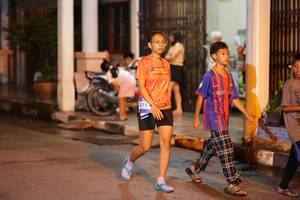 BIB: 315
                            <button type="button" onclick="openModal(26249936)" class="btn btn-primary btn-sm float-right btn-popup" data-toggle="modal" data-target=".modal-high-quality">
                        <i class="fas fa-shopping-cart"></i> Add to Cart
                    </button>
                                            <button type="button" onclick="isThisMe(26249936, true)" class="btn btn-success btn-sm float-right btn-popup btn-isme hidden" data-toggle="tooltip" data-placement="bottom" title="นี่คือรูปของคุณใช่ไหม คลิกที่นี่เพื่อเอาเข้าอัลบั้ม">
                        <i class="fas fa-plus"></i> Add to album
                    </button>
                    <button type="button" onclick="isThisMe(26249936, false)" class="btn btn-warning btn-sm float-right btn-popup btn-isnotme hidden">
                        <i class="fas fa-ban"></i> Remove from album
                    </button>