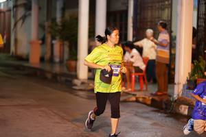 BIB: 828
                            <button type="button" onclick="openModal(26237809)" class="btn btn-primary btn-sm float-right btn-popup" data-toggle="modal" data-target=".modal-high-quality">
                        <i class="fas fa-shopping-cart"></i> Add to Cart
                    </button>
                                            <button type="button" onclick="isThisMe(26237809, true)" class="btn btn-success btn-sm float-right btn-popup btn-isme hidden" data-toggle="tooltip" data-placement="bottom" title="นี่คือรูปของคุณใช่ไหม คลิกที่นี่เพื่อเอาเข้าอัลบั้ม">
                        <i class="fas fa-plus"></i> Add to album
                    </button>
                    <button type="button" onclick="isThisMe(26237809, false)" class="btn btn-warning btn-sm float-right btn-popup btn-isnotme hidden">
                        <i class="fas fa-ban"></i> Remove from album
                    </button>