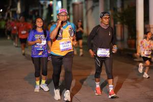 BIB: 3823, 3825
                            <button type="button" onclick="openModal(26242849)" class="btn btn-primary btn-sm float-right btn-popup" data-toggle="modal" data-target=".modal-high-quality">
                        <i class="fas fa-shopping-cart"></i> Add to Cart
                    </button>
                                            <button type="button" onclick="isThisMe(26242849, true)" class="btn btn-success btn-sm float-right btn-popup btn-isme hidden" data-toggle="tooltip" data-placement="bottom" title="นี่คือรูปของคุณใช่ไหม คลิกที่นี่เพื่อเอาเข้าอัลบั้ม">
                        <i class="fas fa-plus"></i> Add to album
                    </button>
                    <button type="button" onclick="isThisMe(26242849, false)" class="btn btn-warning btn-sm float-right btn-popup btn-isnotme hidden">
                        <i class="fas fa-ban"></i> Remove from album
                    </button>