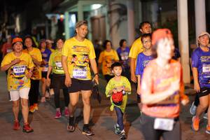 BIB: 4388, 3609
                            <button type="button" onclick="openModal(26243038)" class="btn btn-primary btn-sm float-right btn-popup" data-toggle="modal" data-target=".modal-high-quality">
                        <i class="fas fa-shopping-cart"></i> Add to Cart
                    </button>
                                            <button type="button" onclick="isThisMe(26243038, true)" class="btn btn-success btn-sm float-right btn-popup btn-isme hidden" data-toggle="tooltip" data-placement="bottom" title="นี่คือรูปของคุณใช่ไหม คลิกที่นี่เพื่อเอาเข้าอัลบั้ม">
                        <i class="fas fa-plus"></i> Add to album
                    </button>
                    <button type="button" onclick="isThisMe(26243038, false)" class="btn btn-warning btn-sm float-right btn-popup btn-isnotme hidden">
                        <i class="fas fa-ban"></i> Remove from album
                    </button>