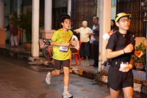 BIB: 3637
                            <button type="button" onclick="openModal(26236819)" class="btn btn-primary btn-sm float-right btn-popup" data-toggle="modal" data-target=".modal-high-quality">
                        <i class="fas fa-shopping-cart"></i> Add to Cart
                    </button>
                                            <button type="button" onclick="isThisMe(26236819, true)" class="btn btn-success btn-sm float-right btn-popup btn-isme hidden" data-toggle="tooltip" data-placement="bottom" title="นี่คือรูปของคุณใช่ไหม คลิกที่นี่เพื่อเอาเข้าอัลบั้ม">
                        <i class="fas fa-plus"></i> Add to album
                    </button>
                    <button type="button" onclick="isThisMe(26236819, false)" class="btn btn-warning btn-sm float-right btn-popup btn-isnotme hidden">
                        <i class="fas fa-ban"></i> Remove from album
                    </button>