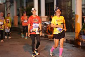 BIB: 3817
                            <button type="button" onclick="openModal(26243272)" class="btn btn-primary btn-sm float-right btn-popup" data-toggle="modal" data-target=".modal-high-quality">
                        <i class="fas fa-shopping-cart"></i> Add to Cart
                    </button>
                                            <button type="button" onclick="isThisMe(26243272, true)" class="btn btn-success btn-sm float-right btn-popup btn-isme hidden" data-toggle="tooltip" data-placement="bottom" title="นี่คือรูปของคุณใช่ไหม คลิกที่นี่เพื่อเอาเข้าอัลบั้ม">
                        <i class="fas fa-plus"></i> Add to album
                    </button>
                    <button type="button" onclick="isThisMe(26243272, false)" class="btn btn-warning btn-sm float-right btn-popup btn-isnotme hidden">
                        <i class="fas fa-ban"></i> Remove from album
                    </button>