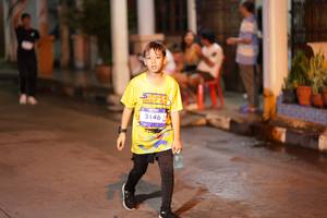 BIB: 3146
                            <button type="button" onclick="openModal(26240956)" class="btn btn-primary btn-sm float-right btn-popup" data-toggle="modal" data-target=".modal-high-quality">
                        <i class="fas fa-shopping-cart"></i> Add to Cart
                    </button>
                                            <button type="button" onclick="isThisMe(26240956, true)" class="btn btn-success btn-sm float-right btn-popup btn-isme hidden" data-toggle="tooltip" data-placement="bottom" title="นี่คือรูปของคุณใช่ไหม คลิกที่นี่เพื่อเอาเข้าอัลบั้ม">
                        <i class="fas fa-plus"></i> Add to album
                    </button>
                    <button type="button" onclick="isThisMe(26240956, false)" class="btn btn-warning btn-sm float-right btn-popup btn-isnotme hidden">
                        <i class="fas fa-ban"></i> Remove from album
                    </button>