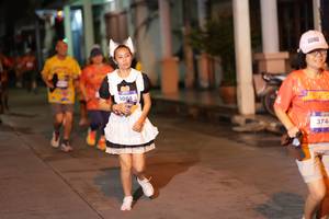 BIB: 3085
                            <button type="button" onclick="openModal(26242747)" class="btn btn-primary btn-sm float-right btn-popup" data-toggle="modal" data-target=".modal-high-quality">
                        <i class="fas fa-shopping-cart"></i> Add to Cart
                    </button>
                                            <button type="button" onclick="isThisMe(26242747, true)" class="btn btn-success btn-sm float-right btn-popup btn-isme hidden" data-toggle="tooltip" data-placement="bottom" title="นี่คือรูปของคุณใช่ไหม คลิกที่นี่เพื่อเอาเข้าอัลบั้ม">
                        <i class="fas fa-plus"></i> Add to album
                    </button>
                    <button type="button" onclick="isThisMe(26242747, false)" class="btn btn-warning btn-sm float-right btn-popup btn-isnotme hidden">
                        <i class="fas fa-ban"></i> Remove from album
                    </button>