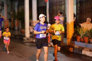 BIB: 3064, 3088, 3213
                            <button type="button" onclick="openModal(26238170)" class="btn btn-primary btn-sm float-right btn-popup" data-toggle="modal" data-target=".modal-high-quality">
                        <i class="fas fa-shopping-cart"></i> Add to Cart
                    </button>
                                            <button type="button" onclick="isThisMe(26238170, true)" class="btn btn-success btn-sm float-right btn-popup btn-isme hidden" data-toggle="tooltip" data-placement="bottom" title="นี่คือรูปของคุณใช่ไหม คลิกที่นี่เพื่อเอาเข้าอัลบั้ม">
                        <i class="fas fa-plus"></i> Add to album
                    </button>
                    <button type="button" onclick="isThisMe(26238170, false)" class="btn btn-warning btn-sm float-right btn-popup btn-isnotme hidden">
                        <i class="fas fa-ban"></i> Remove from album
                    </button>