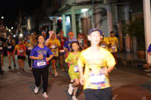 BIB: 3324
                            <button type="button" onclick="openModal(26243770)" class="btn btn-primary btn-sm float-right btn-popup" data-toggle="modal" data-target=".modal-high-quality">
                        <i class="fas fa-shopping-cart"></i> Add to Cart
                    </button>
                                            <button type="button" onclick="isThisMe(26243770, true)" class="btn btn-success btn-sm float-right btn-popup btn-isme hidden" data-toggle="tooltip" data-placement="bottom" title="นี่คือรูปของคุณใช่ไหม คลิกที่นี่เพื่อเอาเข้าอัลบั้ม">
                        <i class="fas fa-plus"></i> Add to album
                    </button>
                    <button type="button" onclick="isThisMe(26243770, false)" class="btn btn-warning btn-sm float-right btn-popup btn-isnotme hidden">
                        <i class="fas fa-ban"></i> Remove from album
                    </button>