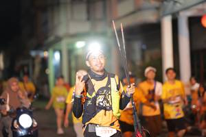 BIB: 5277
                            <button type="button" onclick="openModal(26245243)" class="btn btn-primary btn-sm float-right btn-popup" data-toggle="modal" data-target=".modal-high-quality">
                        <i class="fas fa-shopping-cart"></i> Add to Cart
                    </button>
                                            <button type="button" onclick="isThisMe(26245243, true)" class="btn btn-success btn-sm float-right btn-popup btn-isme hidden" data-toggle="tooltip" data-placement="bottom" title="นี่คือรูปของคุณใช่ไหม คลิกที่นี่เพื่อเอาเข้าอัลบั้ม">
                        <i class="fas fa-plus"></i> Add to album
                    </button>
                    <button type="button" onclick="isThisMe(26245243, false)" class="btn btn-warning btn-sm float-right btn-popup btn-isnotme hidden">
                        <i class="fas fa-ban"></i> Remove from album
                    </button>