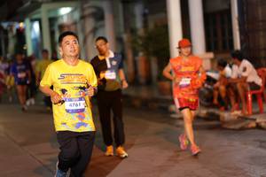 BIB: 4761
                            <button type="button" onclick="openModal(26243602)" class="btn btn-primary btn-sm float-right btn-popup" data-toggle="modal" data-target=".modal-high-quality">
                        <i class="fas fa-shopping-cart"></i> Add to Cart
                    </button>
                                            <button type="button" onclick="isThisMe(26243602, true)" class="btn btn-success btn-sm float-right btn-popup btn-isme hidden" data-toggle="tooltip" data-placement="bottom" title="นี่คือรูปของคุณใช่ไหม คลิกที่นี่เพื่อเอาเข้าอัลบั้ม">
                        <i class="fas fa-plus"></i> Add to album
                    </button>
                    <button type="button" onclick="isThisMe(26243602, false)" class="btn btn-warning btn-sm float-right btn-popup btn-isnotme hidden">
                        <i class="fas fa-ban"></i> Remove from album
                    </button>