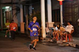 BIB: 4810
                            <button type="button" onclick="openModal(26248007)" class="btn btn-primary btn-sm float-right btn-popup" data-toggle="modal" data-target=".modal-high-quality">
                        <i class="fas fa-shopping-cart"></i> Add to Cart
                    </button>
                                            <button type="button" onclick="isThisMe(26248007, true)" class="btn btn-success btn-sm float-right btn-popup btn-isme hidden" data-toggle="tooltip" data-placement="bottom" title="นี่คือรูปของคุณใช่ไหม คลิกที่นี่เพื่อเอาเข้าอัลบั้ม">
                        <i class="fas fa-plus"></i> Add to album
                    </button>
                    <button type="button" onclick="isThisMe(26248007, false)" class="btn btn-warning btn-sm float-right btn-popup btn-isnotme hidden">
                        <i class="fas fa-ban"></i> Remove from album
                    </button>