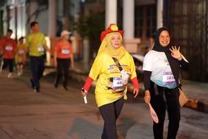 BIB: 385
                            <button type="button" onclick="openModal(26249456)" class="btn btn-primary btn-sm float-right btn-popup" data-toggle="modal" data-target=".modal-high-quality">
                        <i class="fas fa-shopping-cart"></i> Add to Cart
                    </button>
                                            <button type="button" onclick="isThisMe(26249456, true)" class="btn btn-success btn-sm float-right btn-popup btn-isme hidden" data-toggle="tooltip" data-placement="bottom" title="นี่คือรูปของคุณใช่ไหม คลิกที่นี่เพื่อเอาเข้าอัลบั้ม">
                        <i class="fas fa-plus"></i> Add to album
                    </button>
                    <button type="button" onclick="isThisMe(26249456, false)" class="btn btn-warning btn-sm float-right btn-popup btn-isnotme hidden">
                        <i class="fas fa-ban"></i> Remove from album
                    </button>