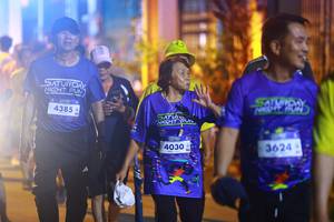 BIB: 4385, 4030, 3624
                            <button type="button" onclick="openModal(26255576)" class="btn btn-primary btn-sm float-right btn-popup" data-toggle="modal" data-target=".modal-high-quality">
                        <i class="fas fa-shopping-cart"></i> Add to Cart
                    </button>
                                            <button type="button" onclick="isThisMe(26255576, true)" class="btn btn-success btn-sm float-right btn-popup btn-isme hidden" data-toggle="tooltip" data-placement="bottom" title="นี่คือรูปของคุณใช่ไหม คลิกที่นี่เพื่อเอาเข้าอัลบั้ม">
                        <i class="fas fa-plus"></i> Add to album
                    </button>
                    <button type="button" onclick="isThisMe(26255576, false)" class="btn btn-warning btn-sm float-right btn-popup btn-isnotme hidden">
                        <i class="fas fa-ban"></i> Remove from album
                    </button>