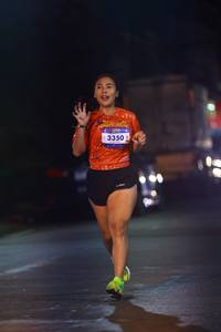 BIB: 3350
                            <button type="button" onclick="openModal(26253223)" class="btn btn-primary btn-sm float-right btn-popup" data-toggle="modal" data-target=".modal-high-quality">
                        <i class="fas fa-shopping-cart"></i> Add to Cart
                    </button>
                                            <button type="button" onclick="isThisMe(26253223, true)" class="btn btn-success btn-sm float-right btn-popup btn-isme hidden" data-toggle="tooltip" data-placement="bottom" title="นี่คือรูปของคุณใช่ไหม คลิกที่นี่เพื่อเอาเข้าอัลบั้ม">
                        <i class="fas fa-plus"></i> Add to album
                    </button>
                    <button type="button" onclick="isThisMe(26253223, false)" class="btn btn-warning btn-sm float-right btn-popup btn-isnotme hidden">
                        <i class="fas fa-ban"></i> Remove from album
                    </button>