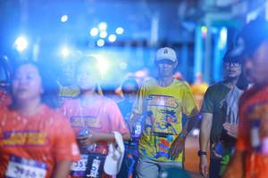 BIB: 3956, 351
                            <button type="button" onclick="openModal(26255158)" class="btn btn-primary btn-sm float-right btn-popup" data-toggle="modal" data-target=".modal-high-quality">
                        <i class="fas fa-shopping-cart"></i> Add to Cart
                    </button>
                                            <button type="button" onclick="isThisMe(26255158, true)" class="btn btn-success btn-sm float-right btn-popup btn-isme hidden" data-toggle="tooltip" data-placement="bottom" title="นี่คือรูปของคุณใช่ไหม คลิกที่นี่เพื่อเอาเข้าอัลบั้ม">
                        <i class="fas fa-plus"></i> Add to album
                    </button>
                    <button type="button" onclick="isThisMe(26255158, false)" class="btn btn-warning btn-sm float-right btn-popup btn-isnotme hidden">
                        <i class="fas fa-ban"></i> Remove from album
                    </button>