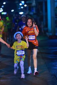 BIB: 4765, 4710
                            <button type="button" onclick="openModal(26254433)" class="btn btn-primary btn-sm float-right btn-popup" data-toggle="modal" data-target=".modal-high-quality">
                        <i class="fas fa-shopping-cart"></i> Add to Cart
                    </button>
                                            <button type="button" onclick="isThisMe(26254433, true)" class="btn btn-success btn-sm float-right btn-popup btn-isme hidden" data-toggle="tooltip" data-placement="bottom" title="นี่คือรูปของคุณใช่ไหม คลิกที่นี่เพื่อเอาเข้าอัลบั้ม">
                        <i class="fas fa-plus"></i> Add to album
                    </button>
                    <button type="button" onclick="isThisMe(26254433, false)" class="btn btn-warning btn-sm float-right btn-popup btn-isnotme hidden">
                        <i class="fas fa-ban"></i> Remove from album
                    </button>