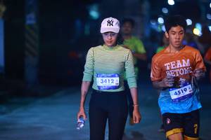 BIB: 3412, 4519
                            <button type="button" onclick="openModal(26253440)" class="btn btn-primary btn-sm float-right btn-popup" data-toggle="modal" data-target=".modal-high-quality">
                        <i class="fas fa-shopping-cart"></i> Add to Cart
                    </button>
                                            <button type="button" onclick="isThisMe(26253440, true)" class="btn btn-success btn-sm float-right btn-popup btn-isme hidden" data-toggle="tooltip" data-placement="bottom" title="นี่คือรูปของคุณใช่ไหม คลิกที่นี่เพื่อเอาเข้าอัลบั้ม">
                        <i class="fas fa-plus"></i> Add to album
                    </button>
                    <button type="button" onclick="isThisMe(26253440, false)" class="btn btn-warning btn-sm float-right btn-popup btn-isnotme hidden">
                        <i class="fas fa-ban"></i> Remove from album
                    </button>