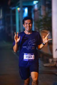 BIB: 3942
                            <button type="button" onclick="openModal(26252089)" class="btn btn-primary btn-sm float-right btn-popup" data-toggle="modal" data-target=".modal-high-quality">
                        <i class="fas fa-shopping-cart"></i> Add to Cart
                    </button>
                                            <button type="button" onclick="isThisMe(26252089, true)" class="btn btn-success btn-sm float-right btn-popup btn-isme hidden" data-toggle="tooltip" data-placement="bottom" title="นี่คือรูปของคุณใช่ไหม คลิกที่นี่เพื่อเอาเข้าอัลบั้ม">
                        <i class="fas fa-plus"></i> Add to album
                    </button>
                    <button type="button" onclick="isThisMe(26252089, false)" class="btn btn-warning btn-sm float-right btn-popup btn-isnotme hidden">
                        <i class="fas fa-ban"></i> Remove from album
                    </button>