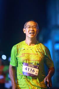 BIB: 4116
                            <button type="button" onclick="openModal(26253976)" class="btn btn-primary btn-sm float-right btn-popup" data-toggle="modal" data-target=".modal-high-quality">
                        <i class="fas fa-shopping-cart"></i> Add to Cart
                    </button>
                                            <button type="button" onclick="isThisMe(26253976, true)" class="btn btn-success btn-sm float-right btn-popup btn-isme hidden" data-toggle="tooltip" data-placement="bottom" title="นี่คือรูปของคุณใช่ไหม คลิกที่นี่เพื่อเอาเข้าอัลบั้ม">
                        <i class="fas fa-plus"></i> Add to album
                    </button>
                    <button type="button" onclick="isThisMe(26253976, false)" class="btn btn-warning btn-sm float-right btn-popup btn-isnotme hidden">
                        <i class="fas fa-ban"></i> Remove from album
                    </button>