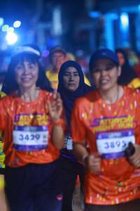 BIB: 3429, 3895
                            <button type="button" onclick="openModal(26255297)" class="btn btn-primary btn-sm float-right btn-popup" data-toggle="modal" data-target=".modal-high-quality">
                        <i class="fas fa-shopping-cart"></i> Add to Cart
                    </button>
                                            <button type="button" onclick="isThisMe(26255297, true)" class="btn btn-success btn-sm float-right btn-popup btn-isme hidden" data-toggle="tooltip" data-placement="bottom" title="นี่คือรูปของคุณใช่ไหม คลิกที่นี่เพื่อเอาเข้าอัลบั้ม">
                        <i class="fas fa-plus"></i> Add to album
                    </button>
                    <button type="button" onclick="isThisMe(26255297, false)" class="btn btn-warning btn-sm float-right btn-popup btn-isnotme hidden">
                        <i class="fas fa-ban"></i> Remove from album
                    </button>